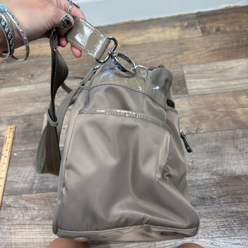 Brighton Metro Carry On Bag Overnight Duffle Weekender - Picture 9 of 16